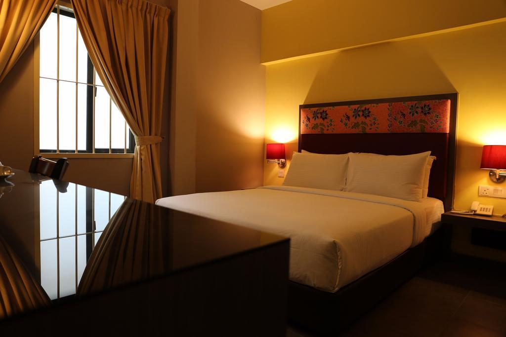 The Grand Jade 2*