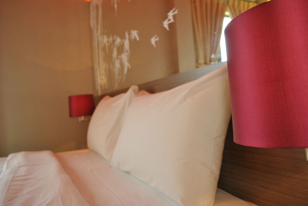The Grand Jade Hotel