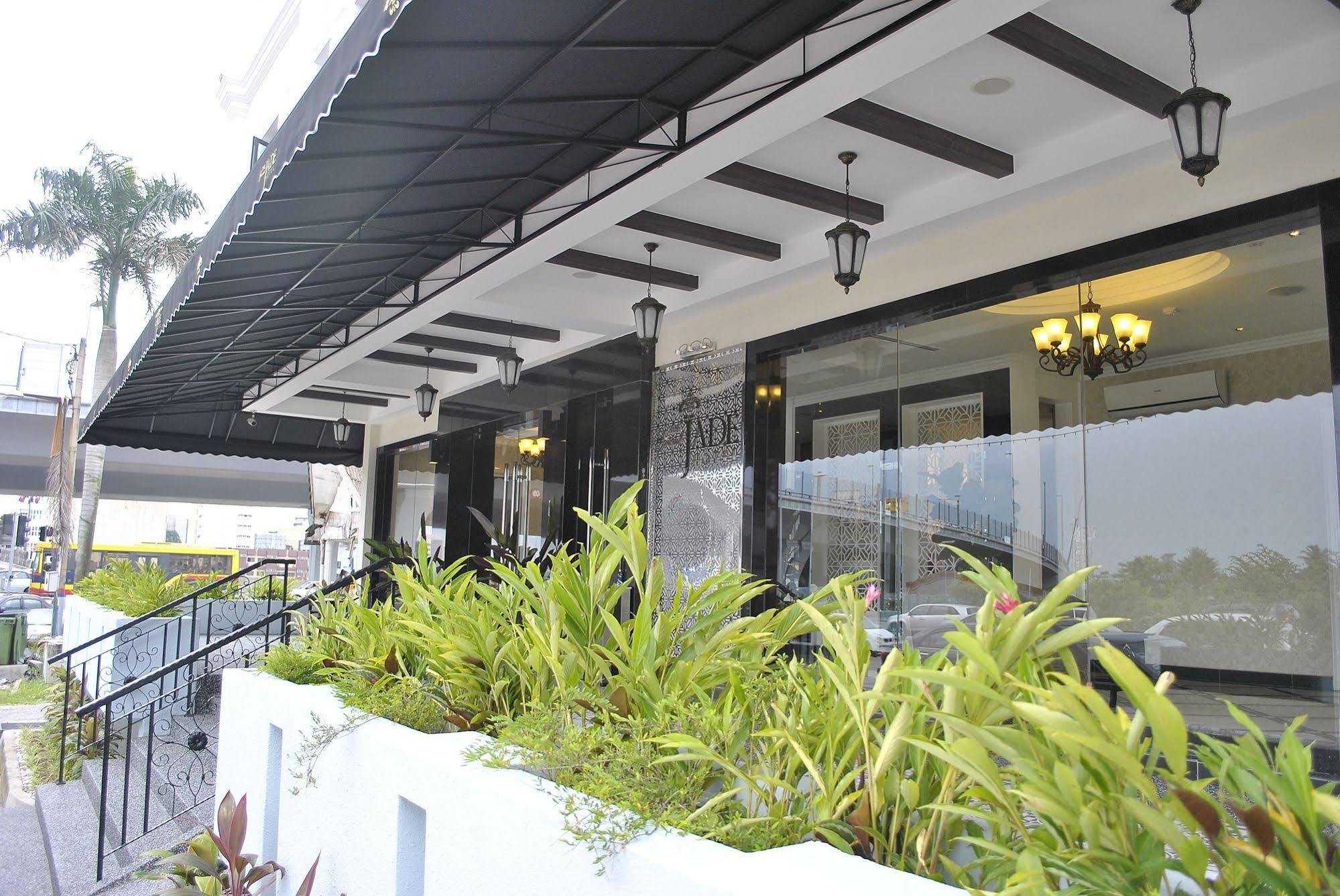 The Grand Jade 2*
