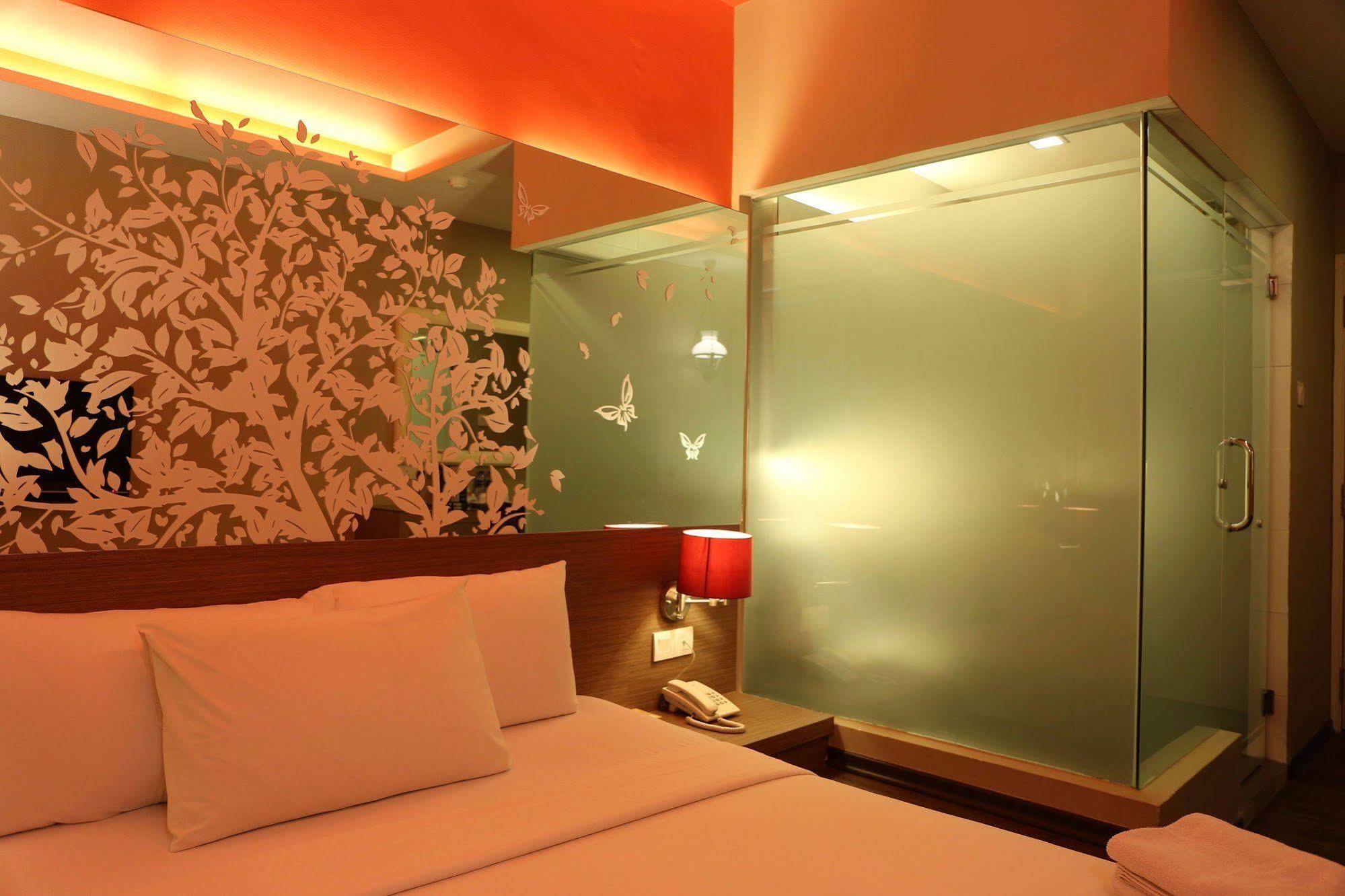 Hotel The Grand Jade