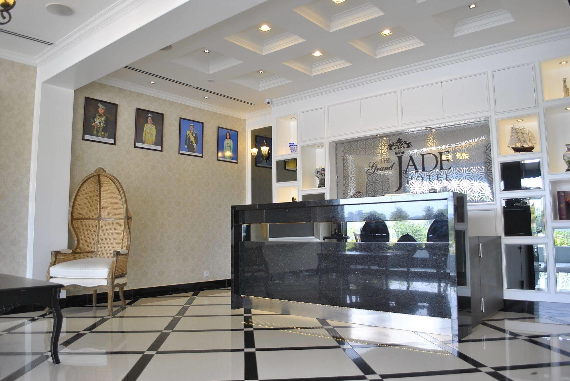 The Grand Jade 2*